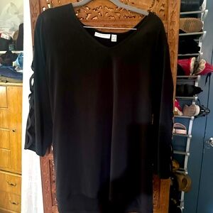 Black Susan Graver Blouse pattern cut out on sleeves comfy cute slimming